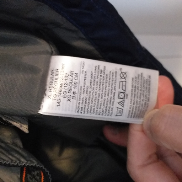 Blue Ombre Puffer Jacket - Picture 5 of 7